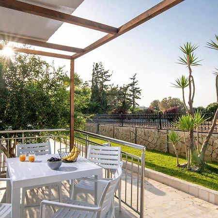 Ariadni Suites カルテロス エクステリア 写真